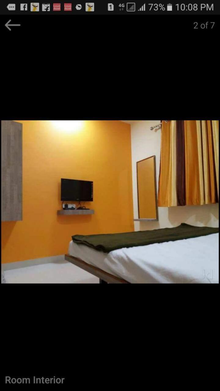 Vrundavan Hotel And Lodging Akalkot Luaran gambar